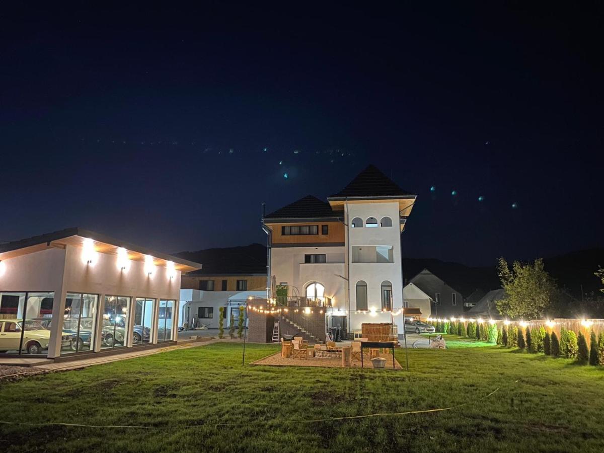 Pensiunea Maramures Guesthouse Viseu de Jos Esterno foto