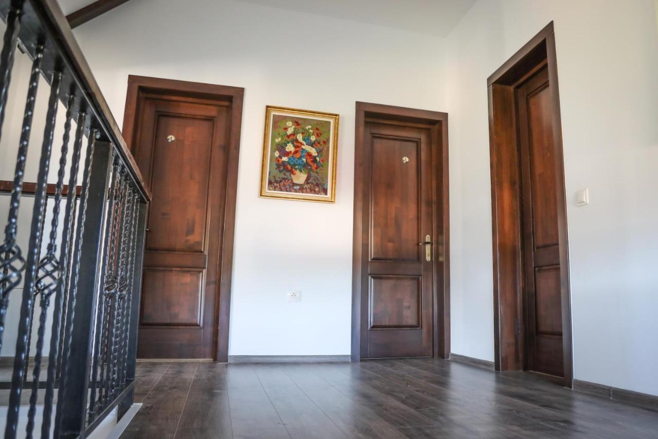 Pensiunea Maramures Guesthouse Viseu de Jos Esterno foto