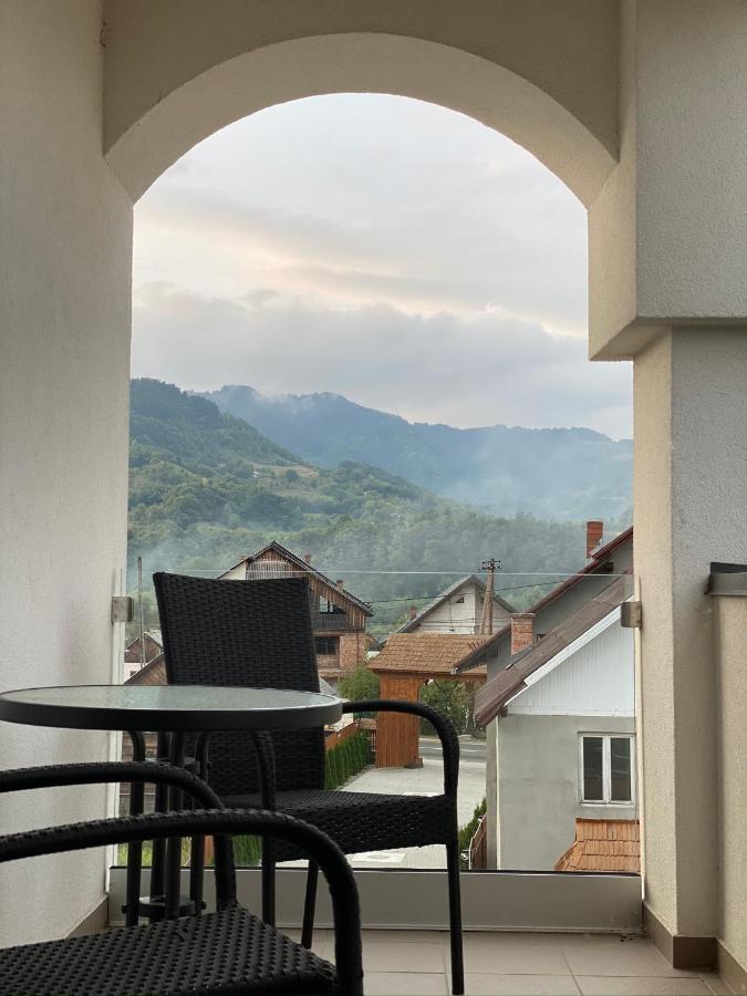 Pensiunea Maramures Guesthouse Viseu de Jos Esterno foto