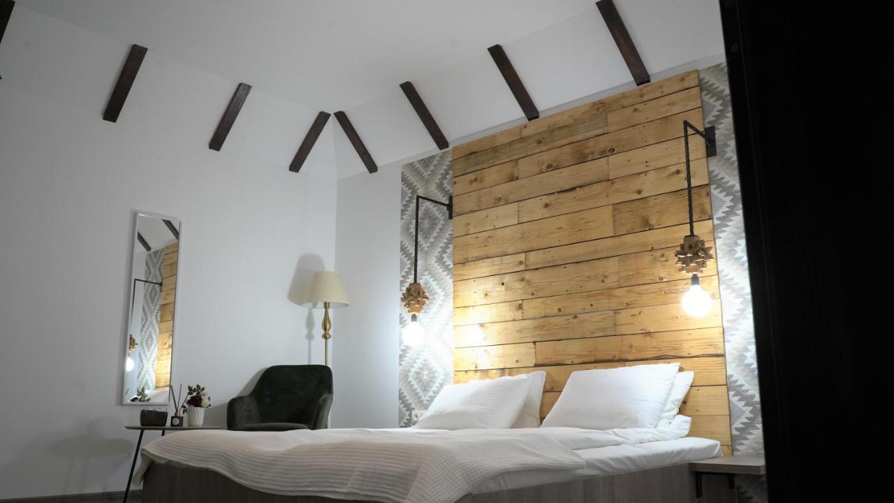 Pensiunea Maramures Guesthouse Viseu de Jos Esterno foto