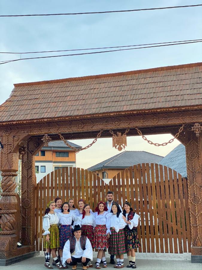 Pensiunea Maramures Guesthouse Viseu de Jos Esterno foto
