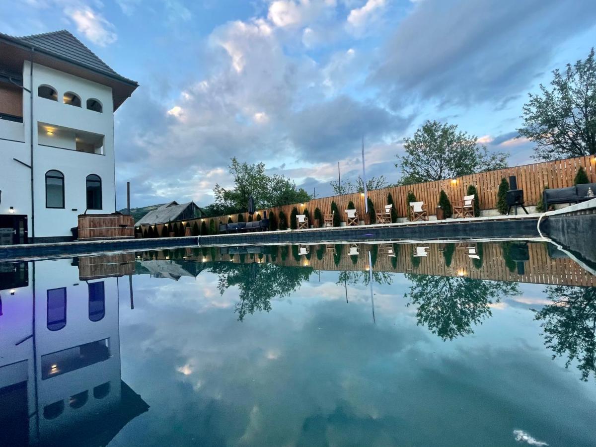 Pensiunea Maramures Guesthouse Viseu de Jos Esterno foto